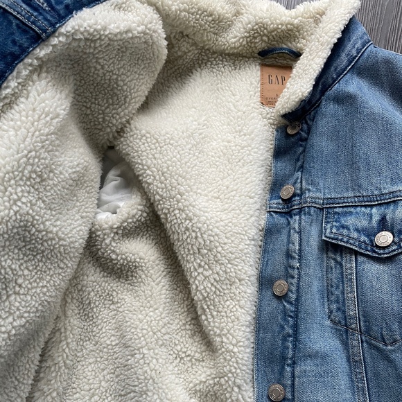 Gap Sherpa Jean jacket - Picture 3 of 4